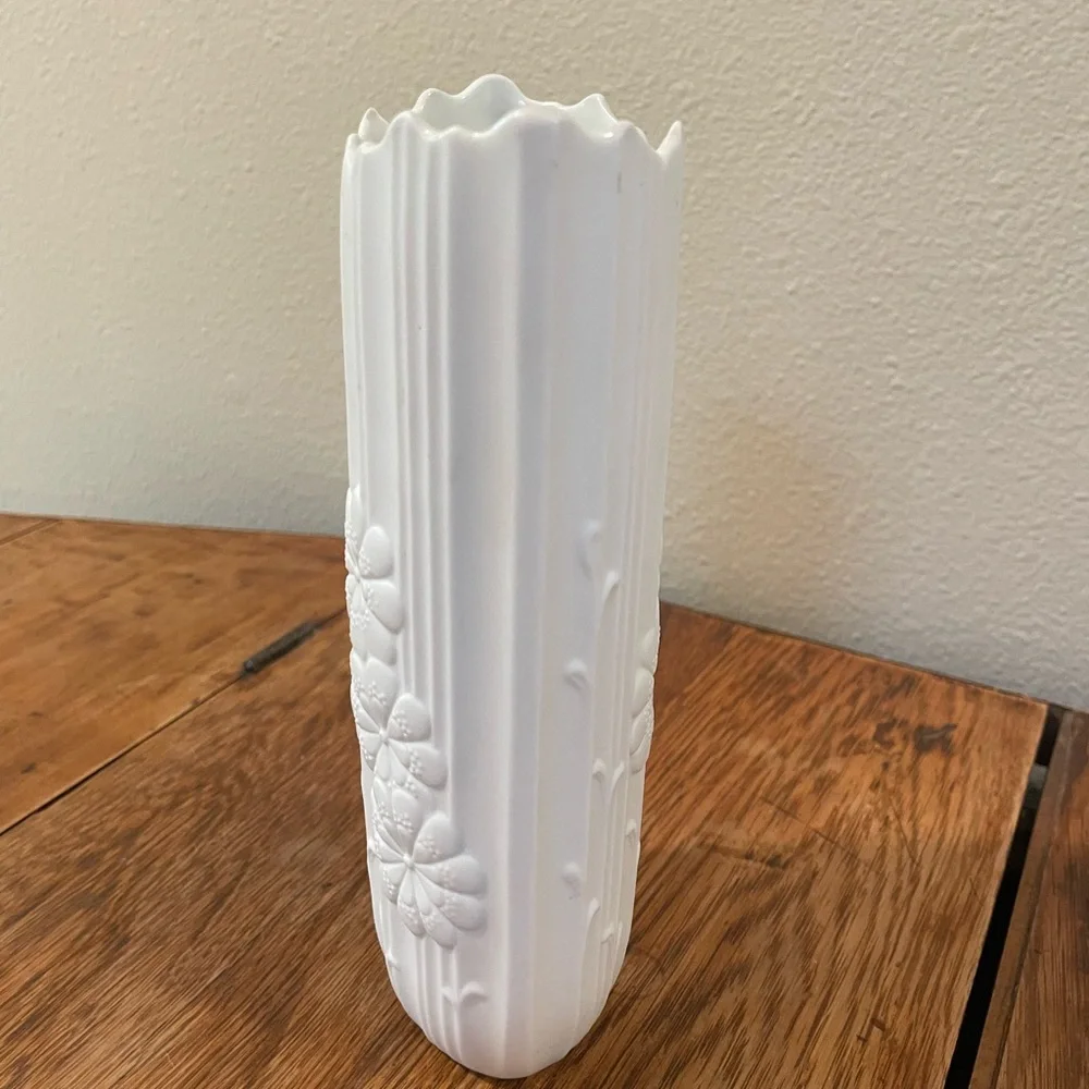 Vintage Kaiser White Bisque Porcelain Vase  w/ Floral Relief